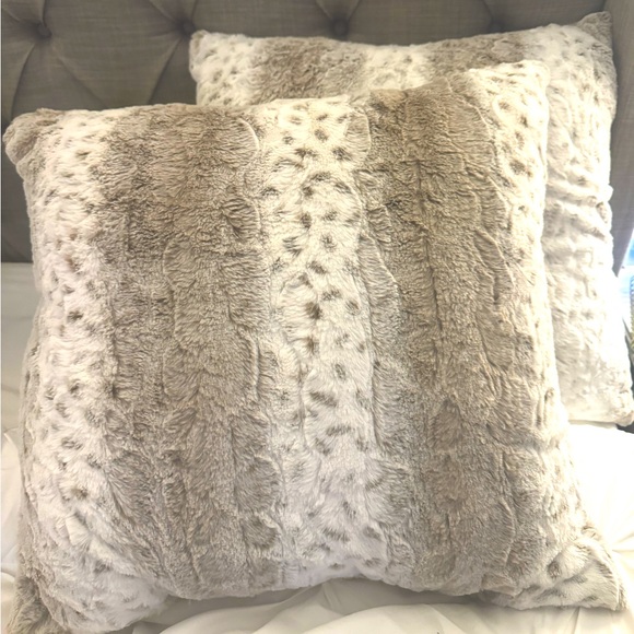 SOLD - Picture 1 of 6